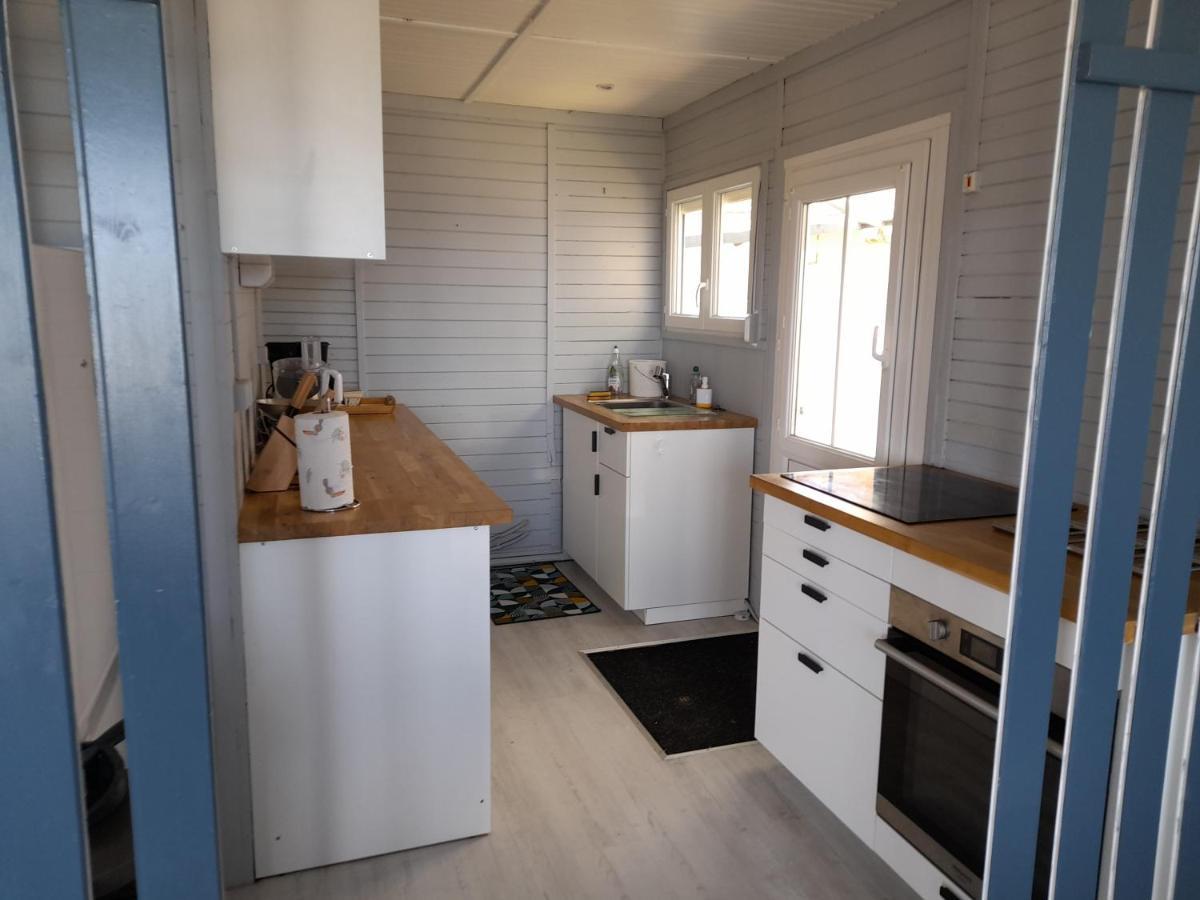 Maison Les Pieds Dans La Mer Quinéville Exterior foto
